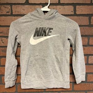 NIKE KIDS GRAY HOODIE